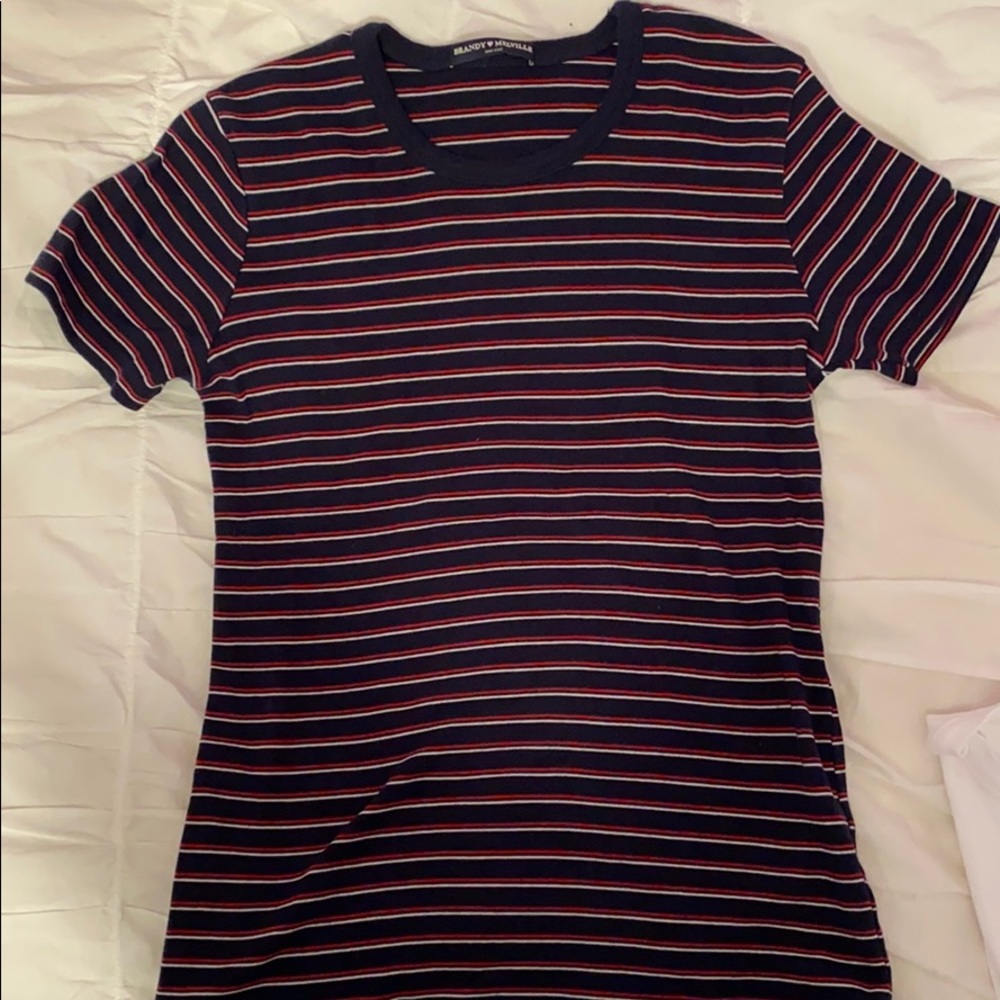 Brandy Melville shirt